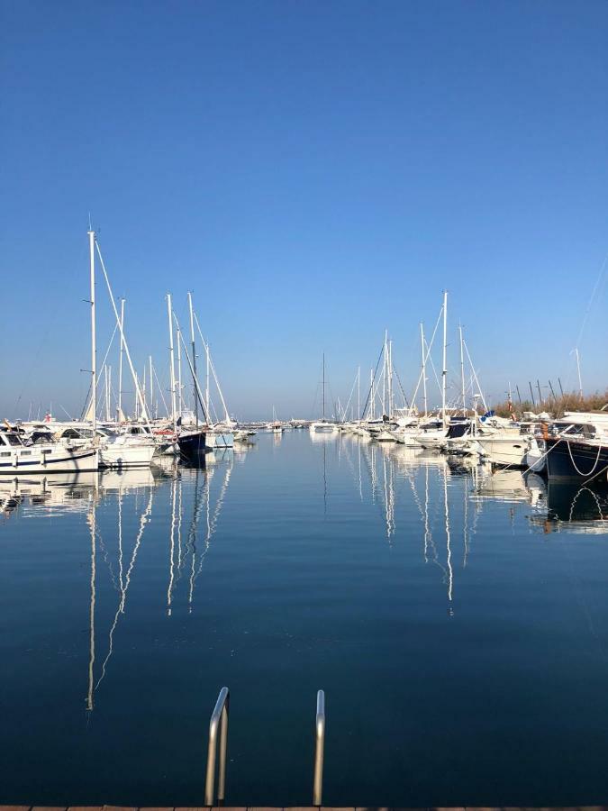 罗萨斯Apartament La Punta II公寓 外观 照片